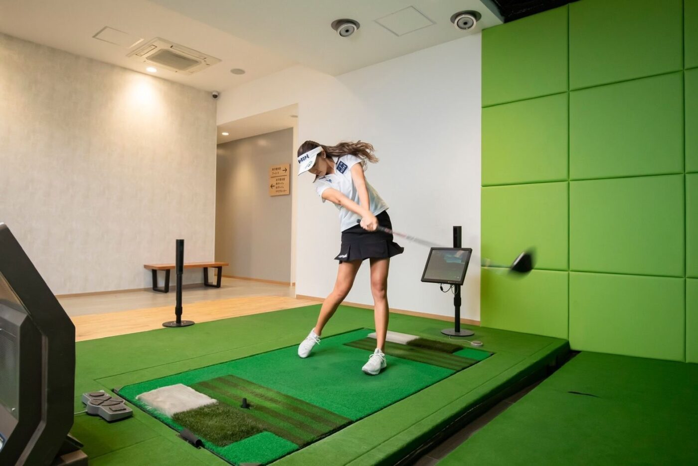 FIELD GOLF 室内ゴルフ練習場